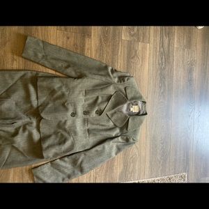 Women’s Suit Set 🥼